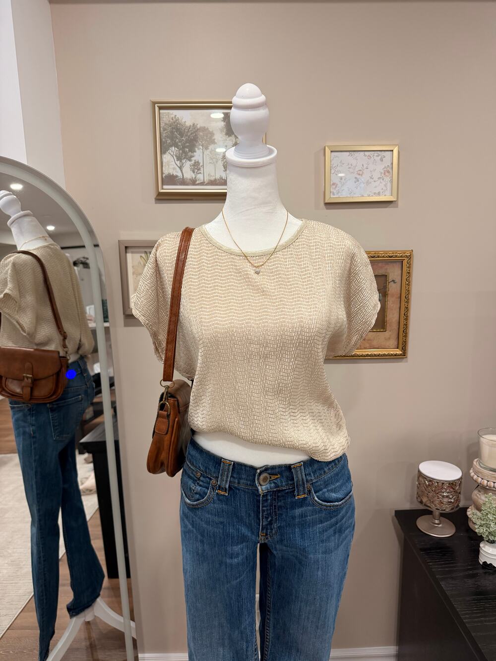 Allison Daley Petite Top / Light Beige / Textured Knit